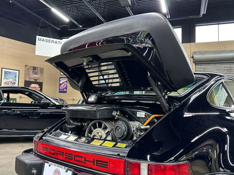 Porsche 911 Turbo 3.3 (US)