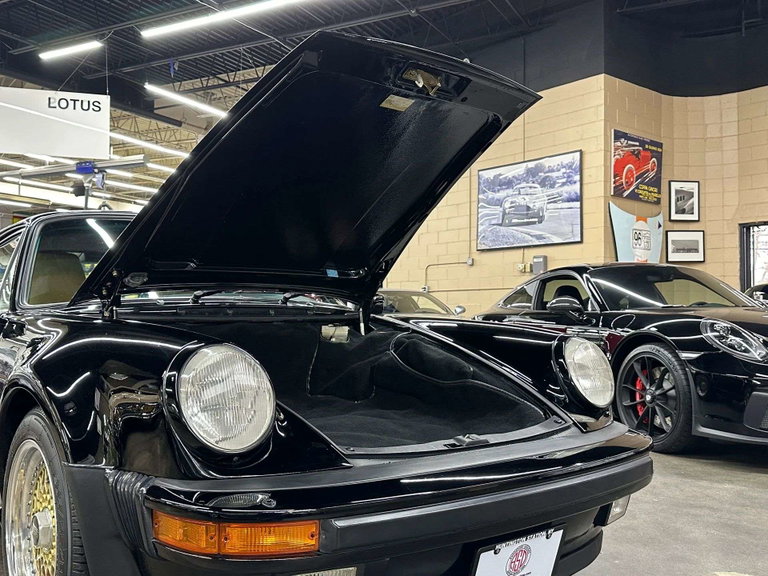 Porsche 911 Turbo 3.3 (US)