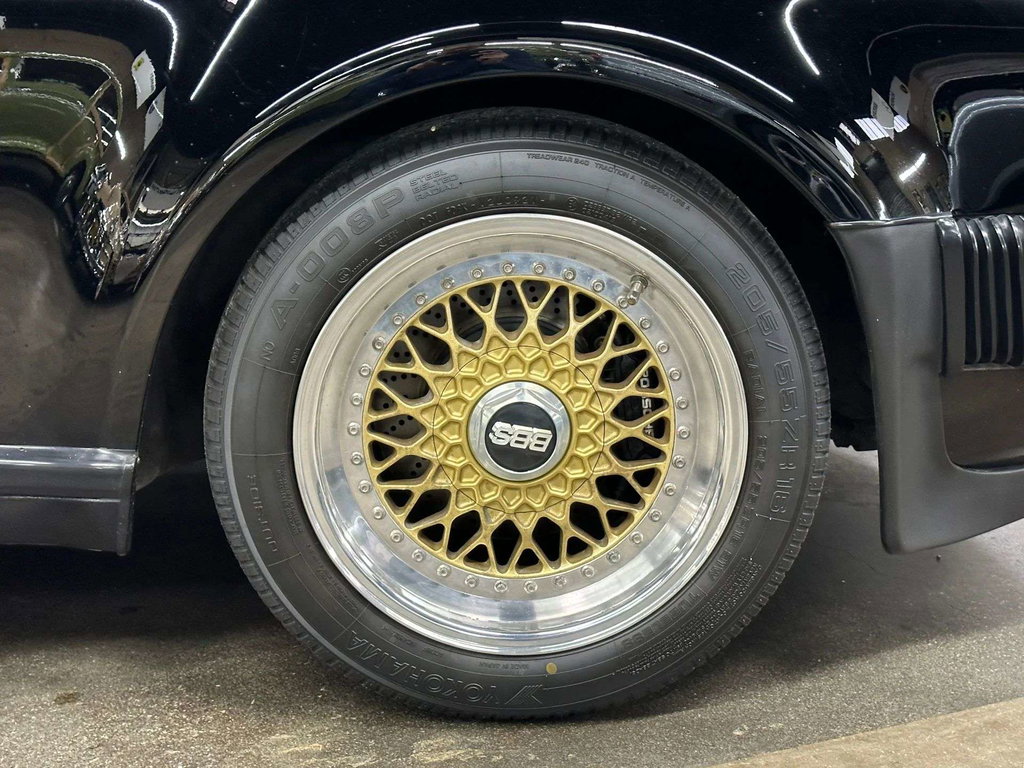 Porsche 911 Turbo 3.3 (US)