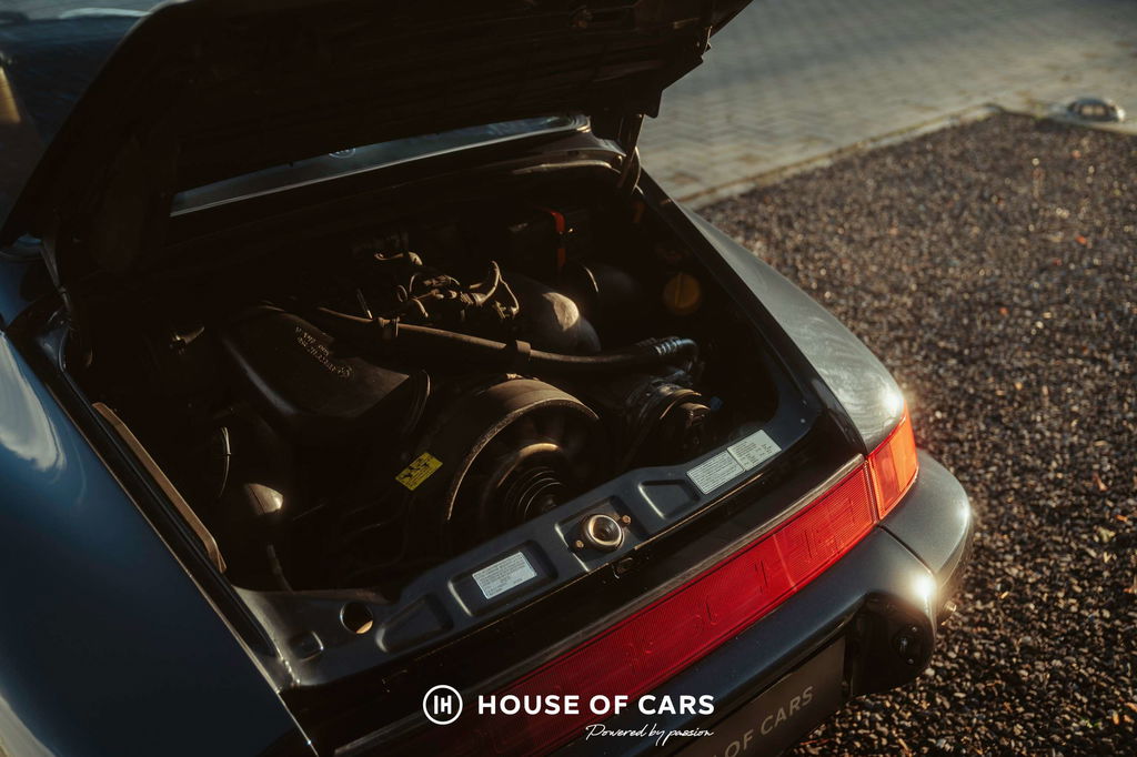 Porsche 964 Carrera 4