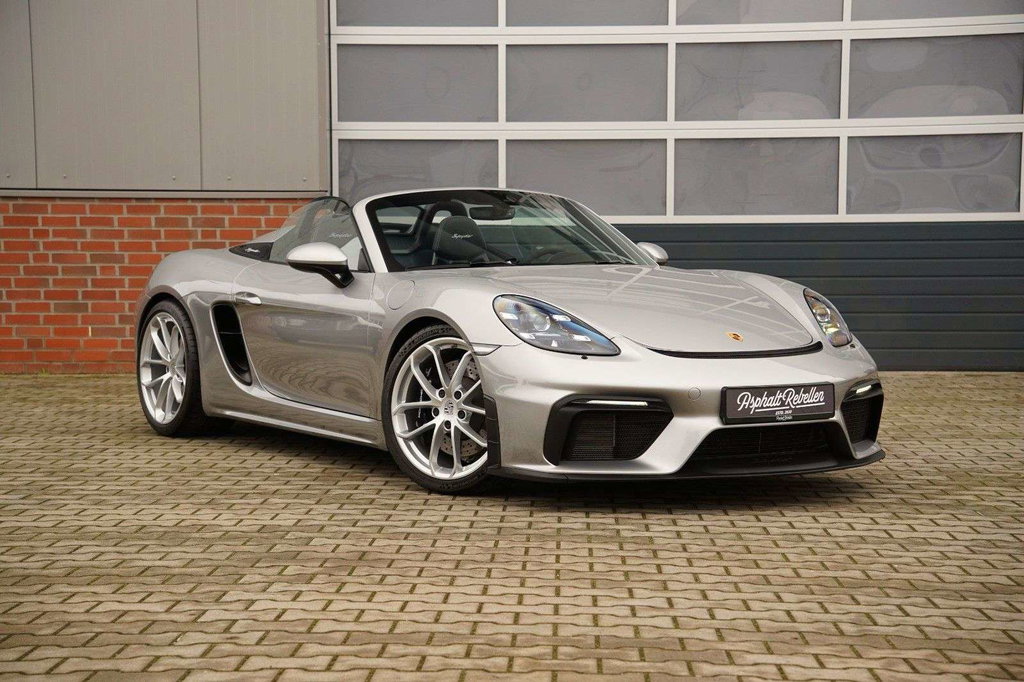 Porsche 718 Spyder