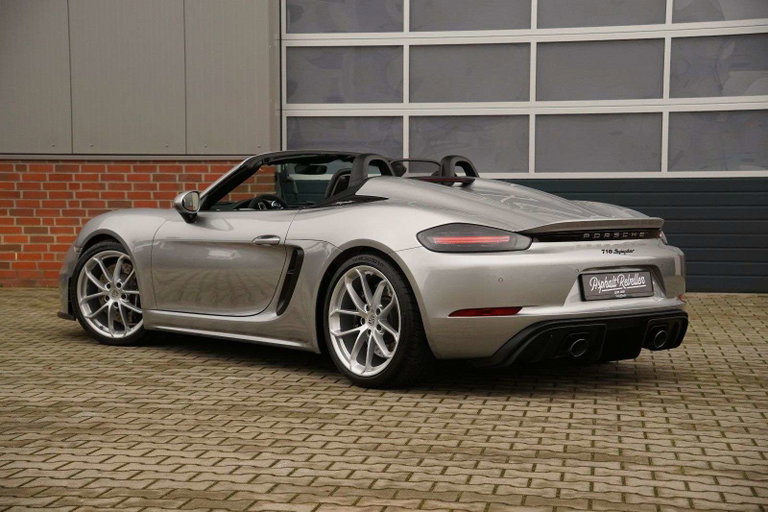 Porsche 718 Spyder