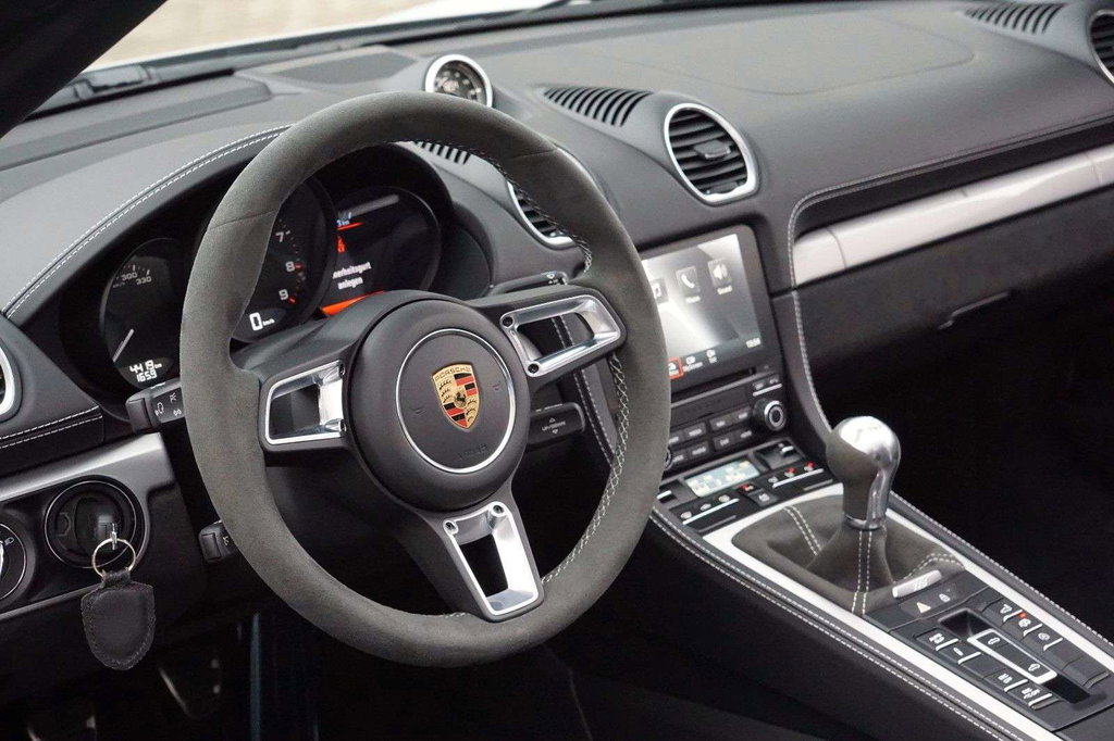 Porsche 718 Spyder
