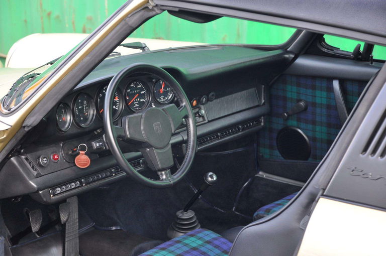 Porsche 911 Carrera 3,0