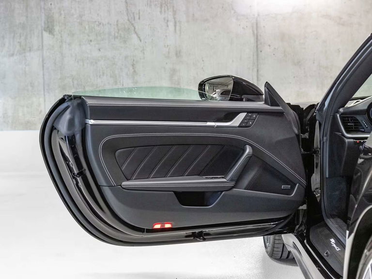 Porsche 992 Targa 4S