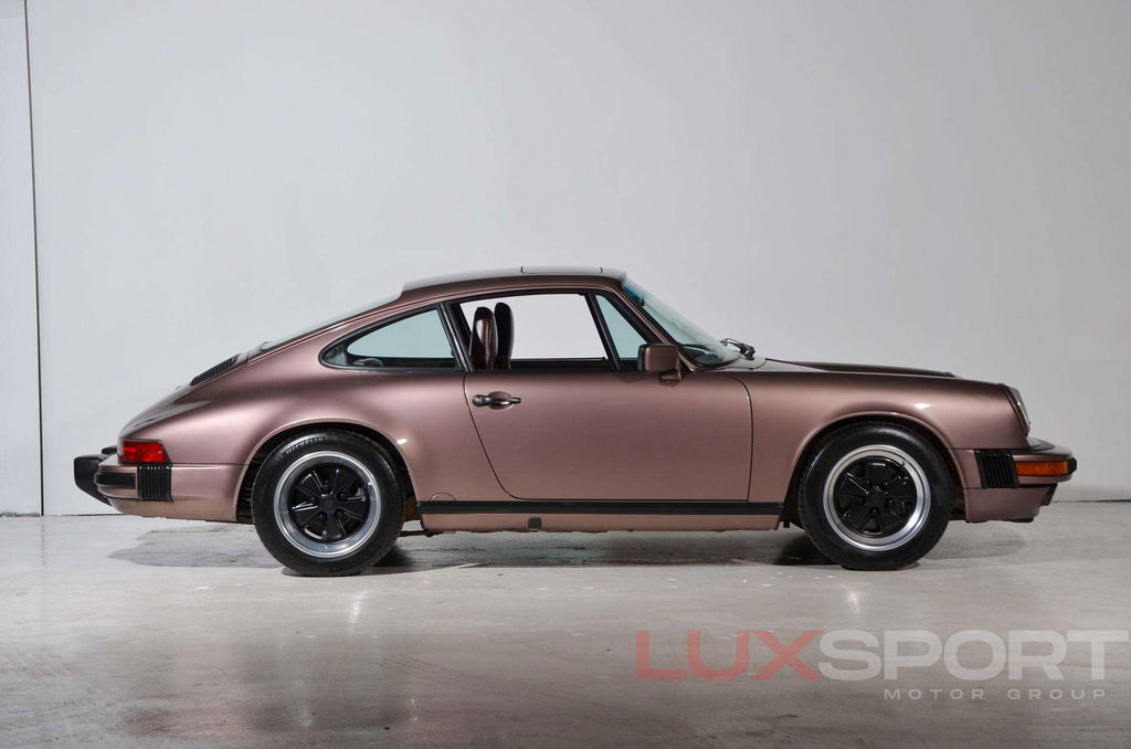 Porsche 911 Carrera 3.2 (US)