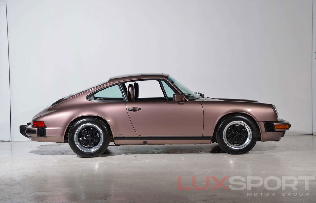 Porsche 911 Carrera 3.2 (US)