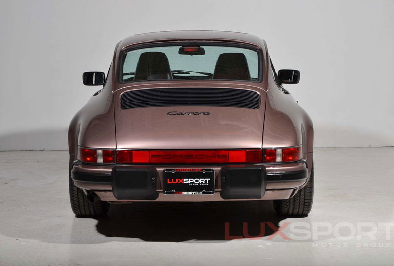 Porsche 911 Carrera 3.2 (US)