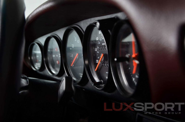 Porsche 911 Carrera 3.2 (US)