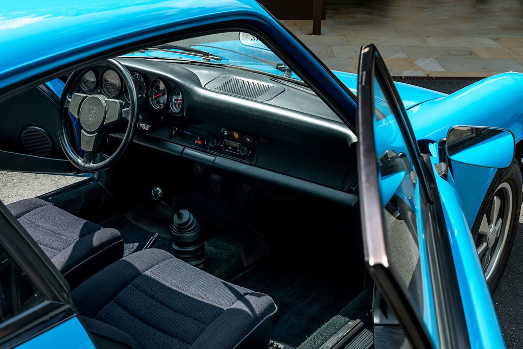 Porsche 911 Carrera 2,7