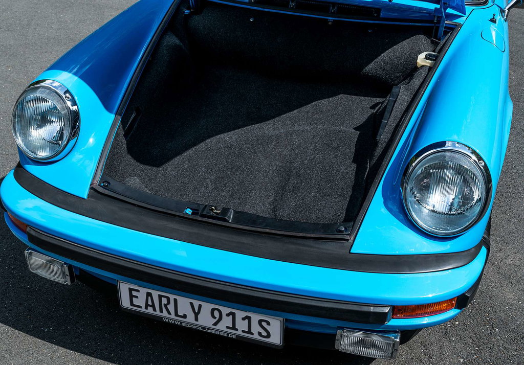 Porsche 911 Carrera 2,7