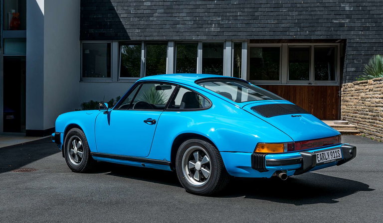 Porsche 911 Carrera 2,7