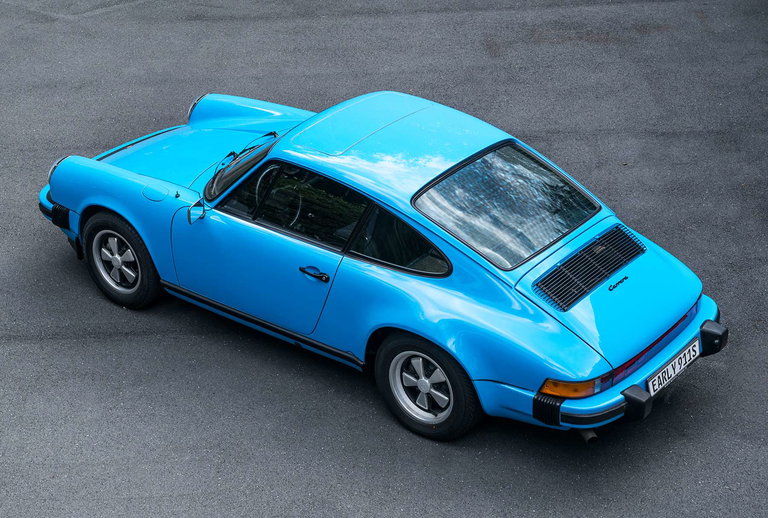 Porsche 911 Carrera 2,7