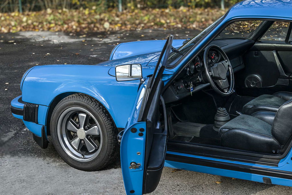 Porsche 911 Carrera 2,7