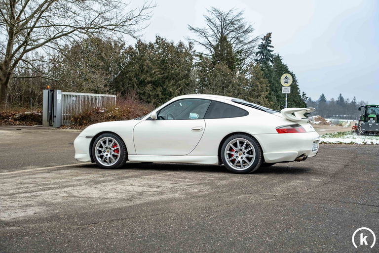Porsche 996 Carrera 4