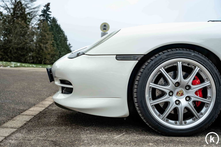 Porsche 996 Carrera 4