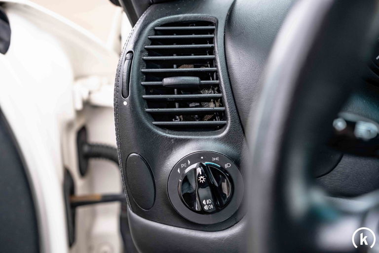 Porsche 996 Carrera 4