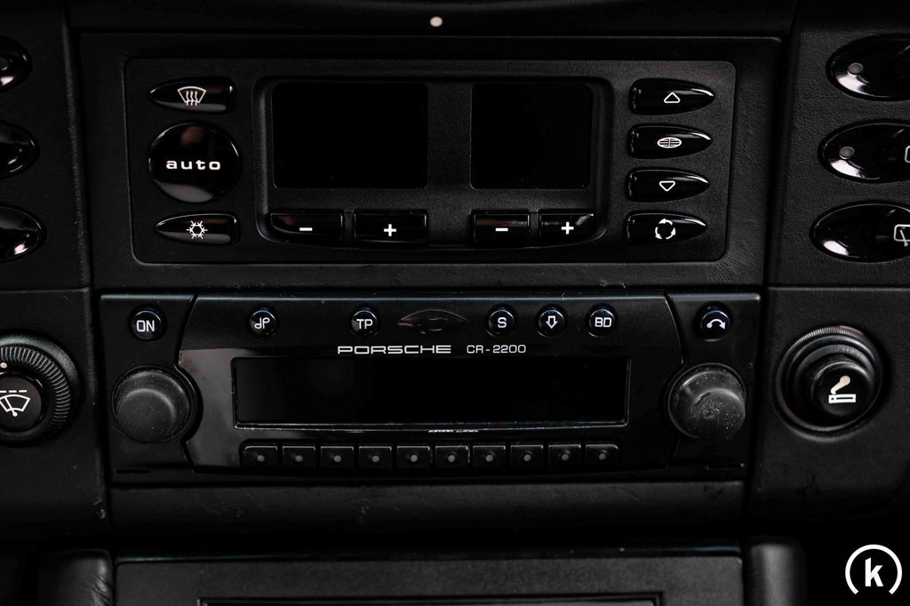 Porsche 996 Carrera 4