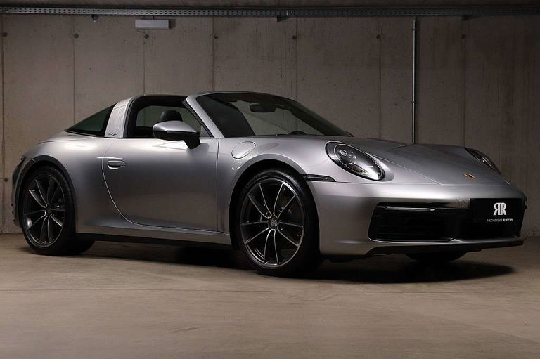 Porsche 992 Targa 4