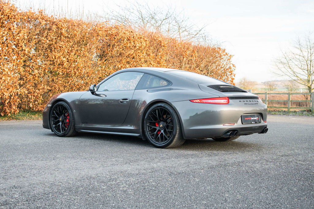 Porsche 991 Carrera GTS