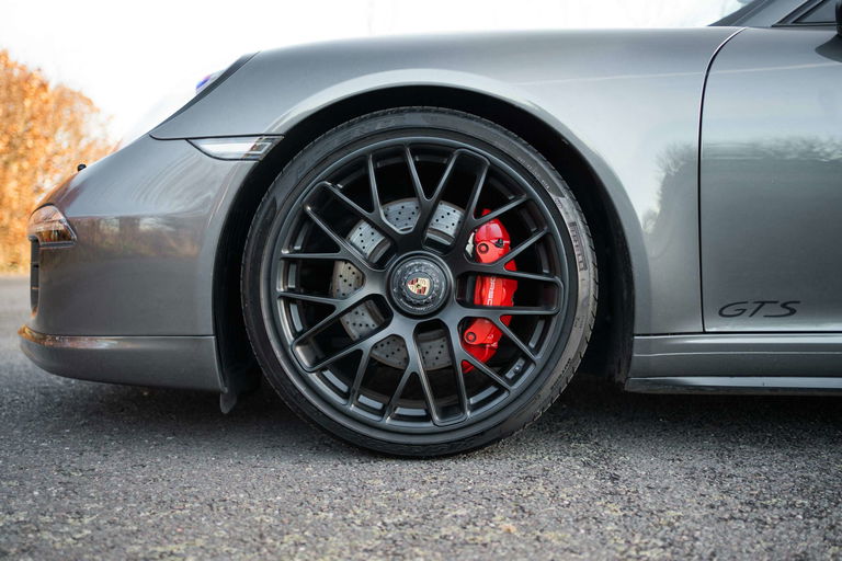 Porsche 991 Carrera GTS