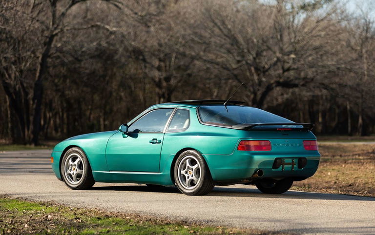 Porsche 968
