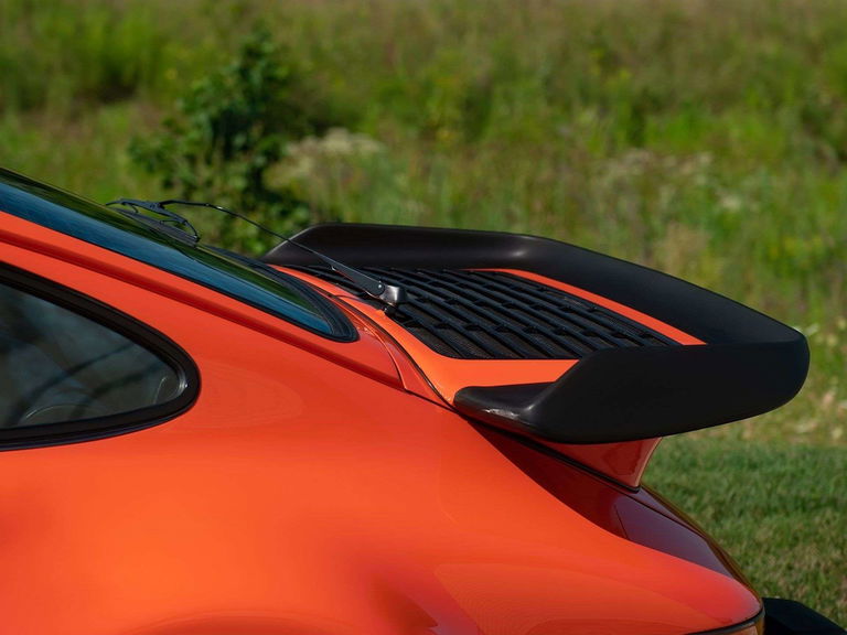 Porsche 911 Turbo 3.3 (US)