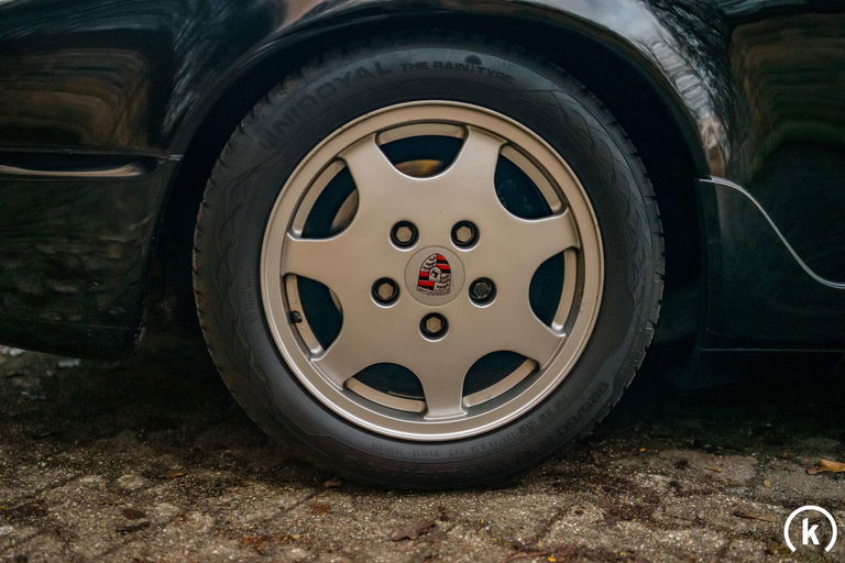 Porsche 964 Carrera 4