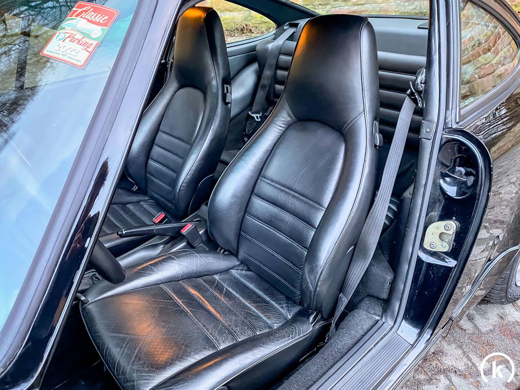 Porsche 964 Carrera 4