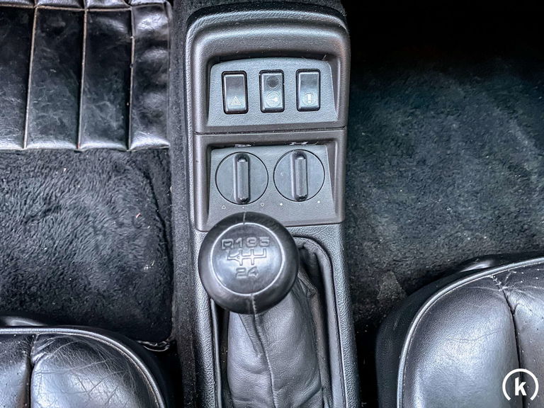 Porsche 964 Carrera 4