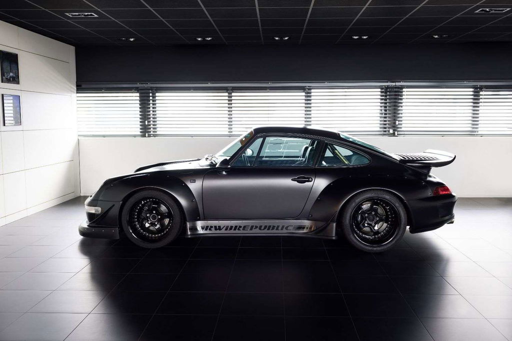 Porsche 911 by RWB