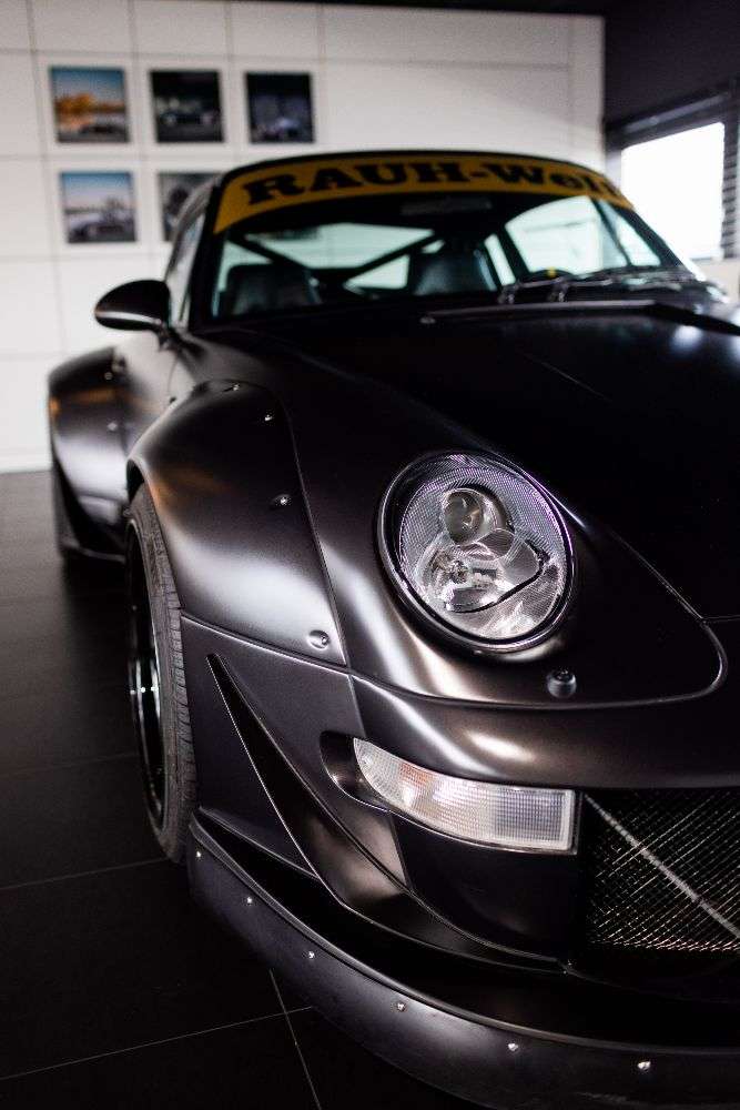 Porsche 911 by RWB