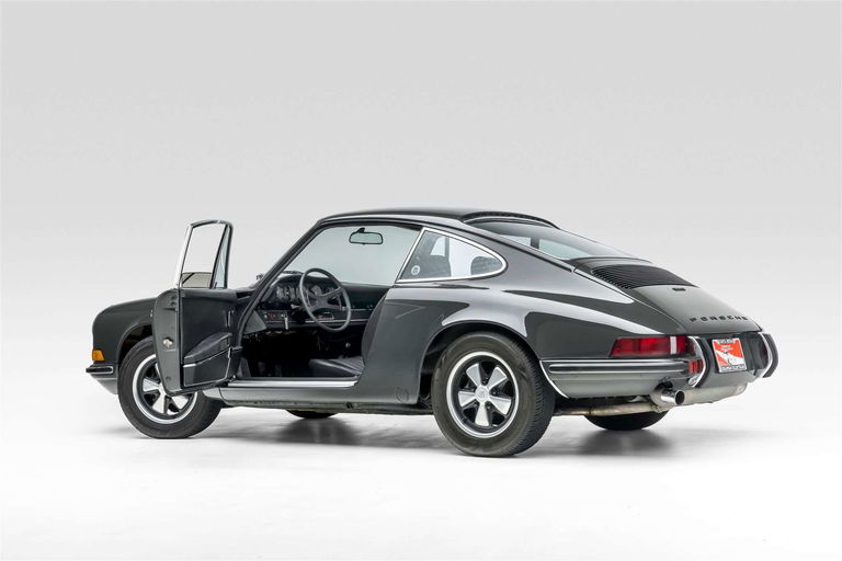 Porsche 911 T