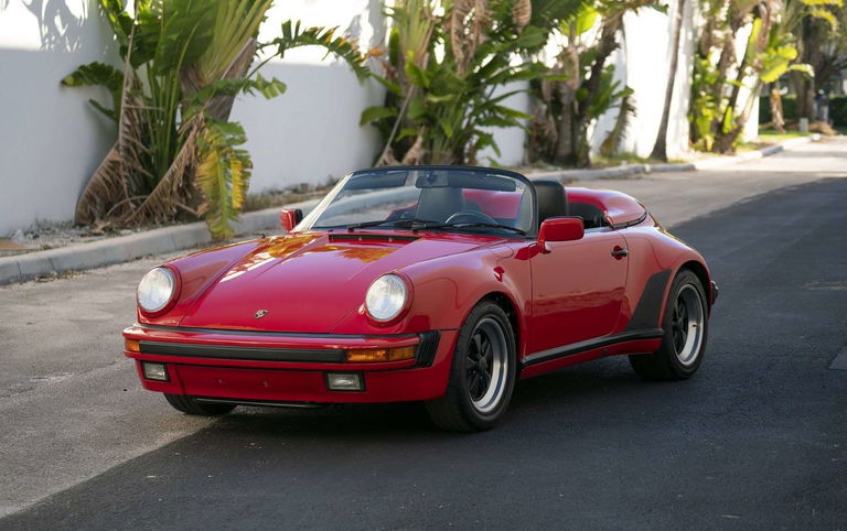 Porsche 911 Carrera 3.2 Speedster (US)