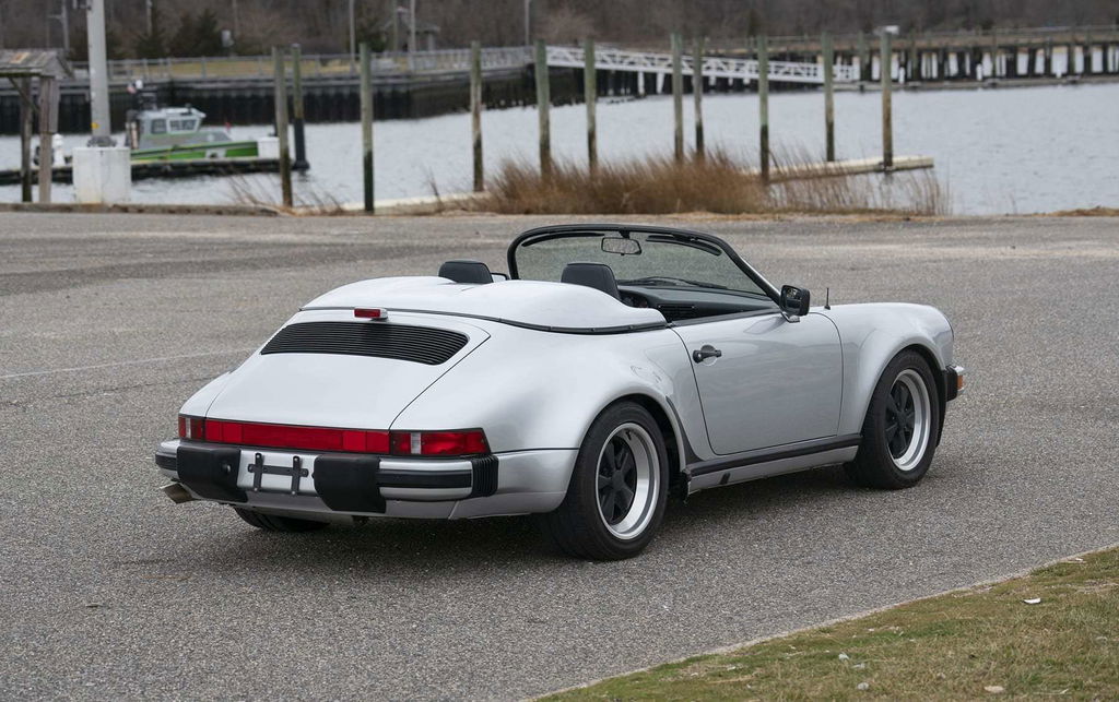 Porsche 911 Carrera 3.2 Speedster (US)