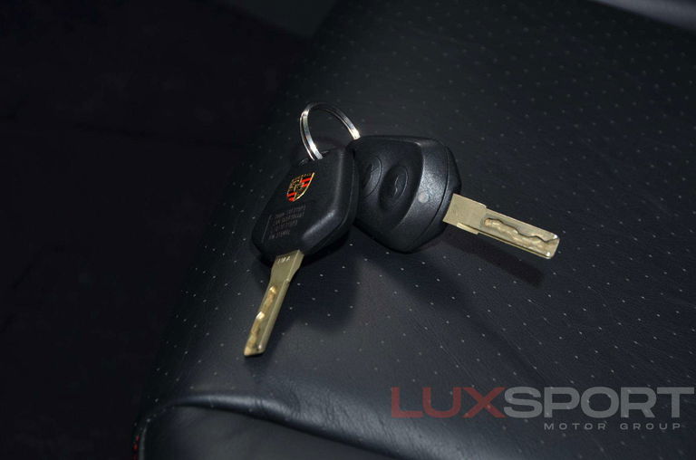 Porsche 996 Carrera 4S