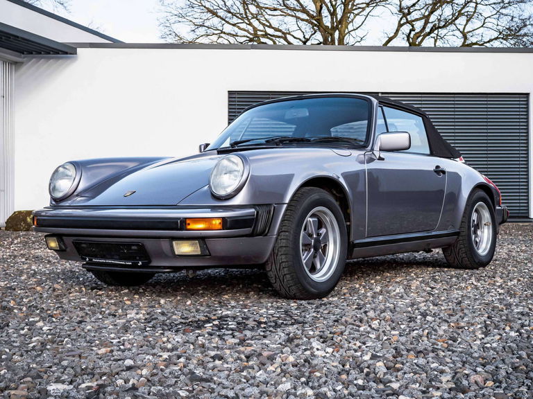 Porsche 911 Carrera 3.2 (US)