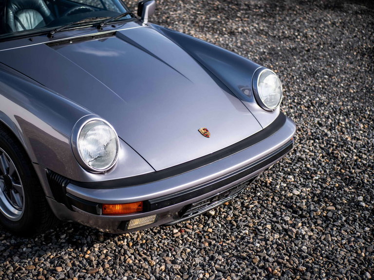 Porsche 911 Carrera 3.2 (US)