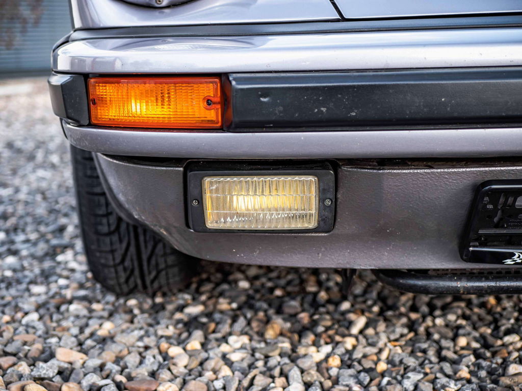 Porsche 911 Carrera 3.2 (US)