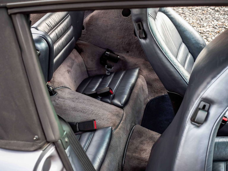 Porsche 911 Carrera 3.2 (US)