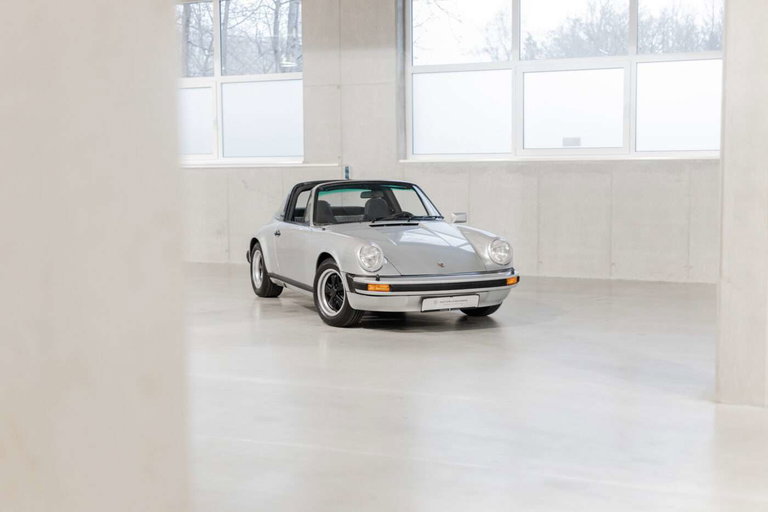 Porsche 911 Carrera 2,7