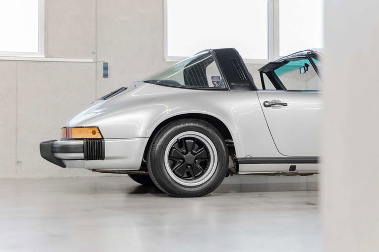 Porsche 911 Carrera 2,7