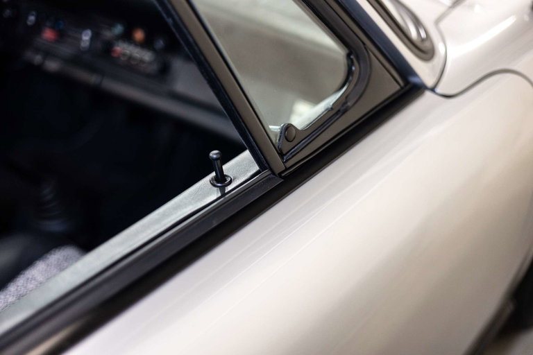 Porsche 911 Carrera 2,7