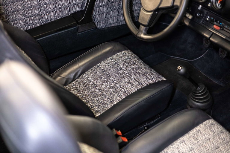 Porsche 911 Carrera 2,7