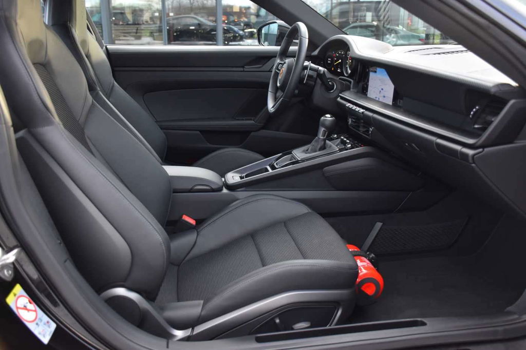 Porsche 992 GT3 Touring