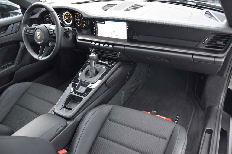 Porsche 992 GT3 Touring