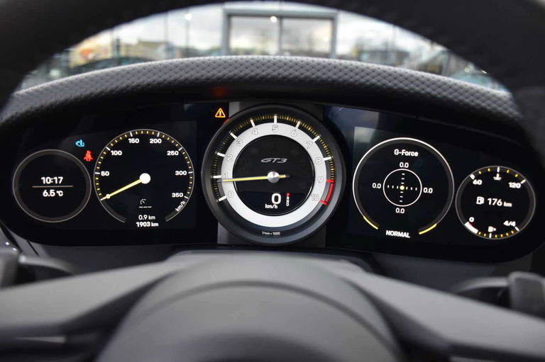 Porsche 992 GT3 Touring