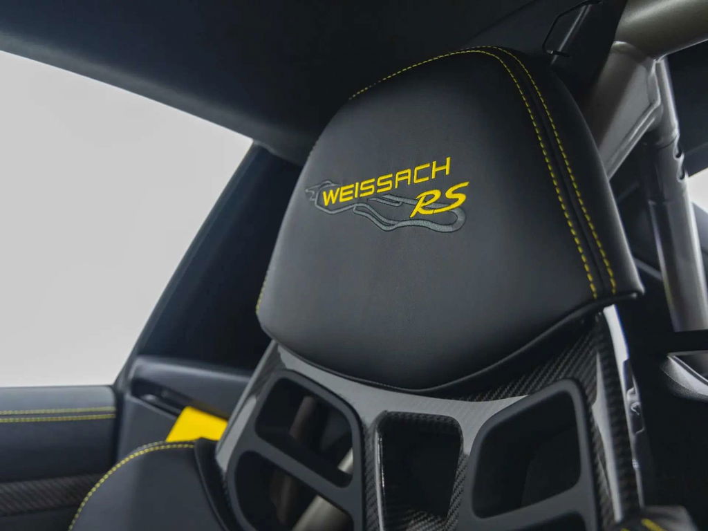 Porsche 718 Cayman GT4 RS