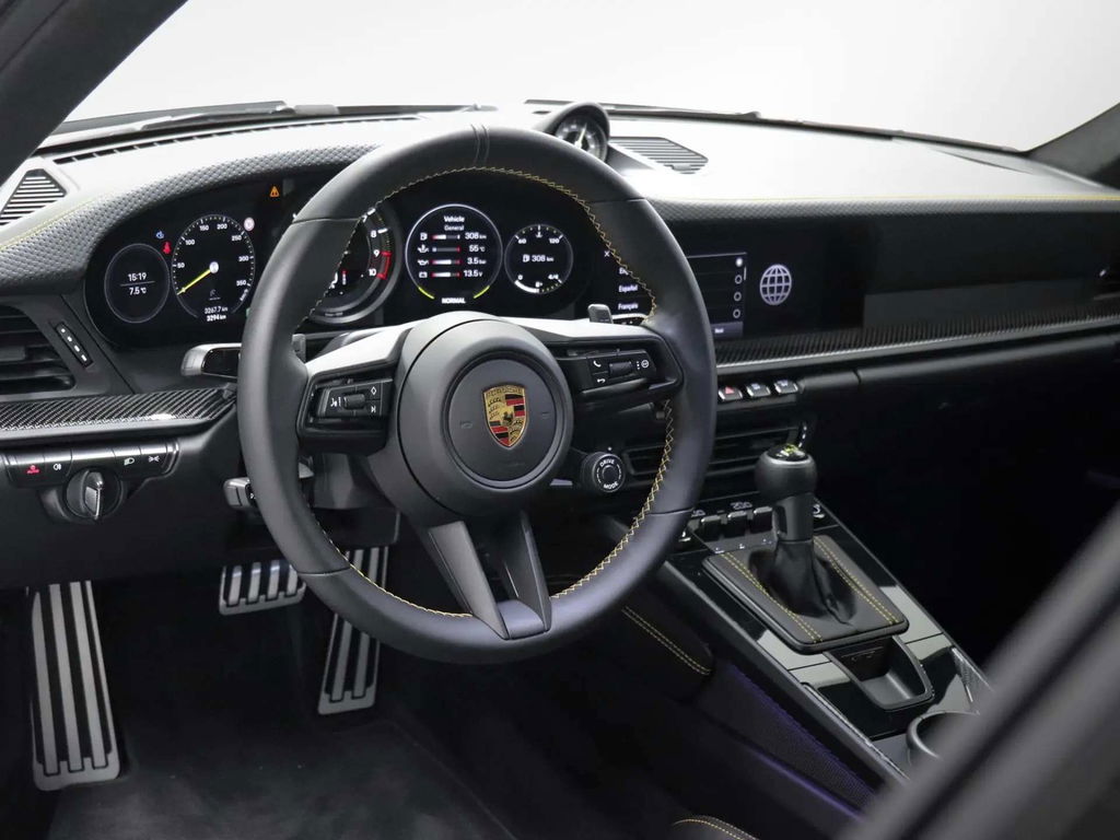 Porsche 992 GT3 Touring