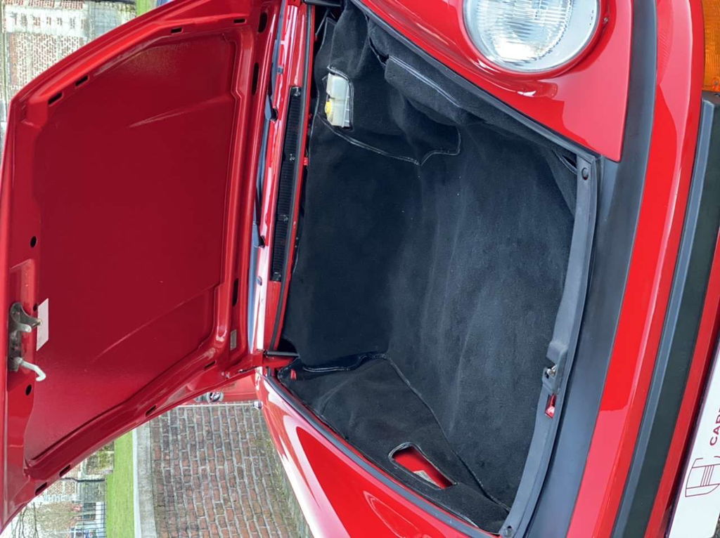 Porsche 911 Carrera 3.2 Speedster